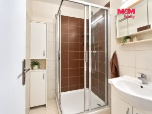 Prodej bytu 2+1, Čelákovice, náměstí 5. května, 57 m2