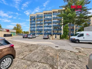 Prodej bytu 2+1, Čelákovice, náměstí 5. května, 57 m2