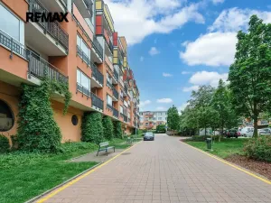 Pronájem bytu 2+kk, Praha - Vysočany, Pod Harfou, 55 m2