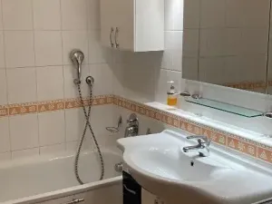 Pronájem bytu 2+kk, Praha - Strašnice, Názovská, 68 m2
