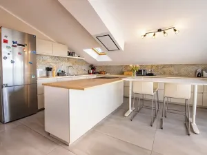 Prodej bytu 6+kk a větší, Medulin, Chorvatsko, 250 m2