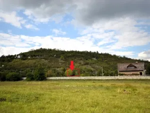 Pronájem zahrady, Křešice, 1500 m2