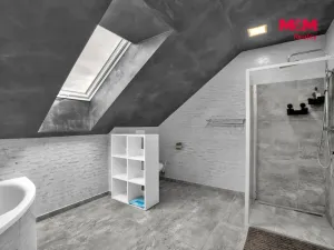 Prodej rodinného domu, Podhradí - Čejkovice, 225 m2