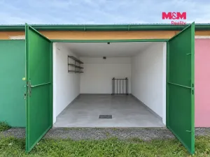 Prodej garáže, Hradec Králové, Bezručova, 18 m2