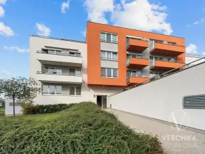 Prodej bytu 2+kk, Praha - Letňany, Hlučkova, 60 m2