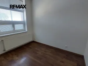 Pronájem bytu 1+kk, Rousínov, 31 m2