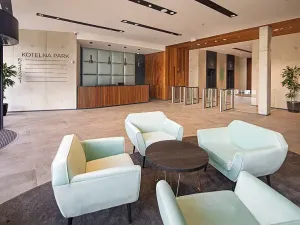 Pronájem kanceláře, Praha - Radlice, Radlická, 1000 m2
