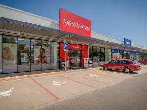 Pronájem obchodního prostoru, Havlíčkův Brod, Strojírenská, 270 m2