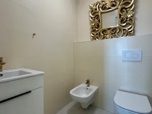 Pronájem vily, Zlín, 574 m2