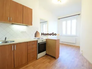 Pronájem bytu 2+kk, Praha - Nusle, Lounských, 56 m2