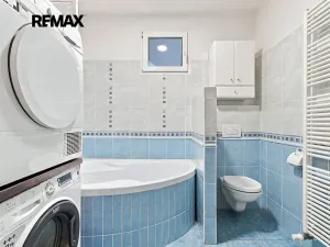Prodej bytu 2+kk, Plzeň, Na Dolíkách, 56 m2