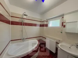 Pronájem bytu 2+1, Vodochody, U Studánky, 74 m2