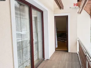 Prodej rodinného domu, Jenišovice, 355 m2