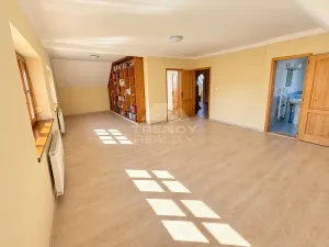 Pronájem rodinného domu, Vestec, Vilová I, 250 m2