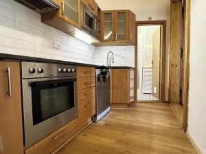 Pronájem bytu 2+1, Praha - Vršovice, Mexická, 61 m2