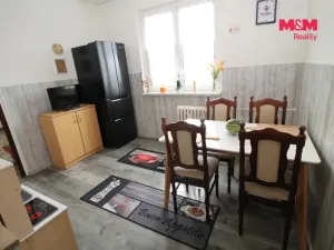 Prodej bytu 3+1, Rotava, Sídliště, 63 m2
