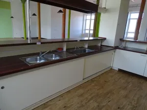 Pronájem obchodního prostoru, Šternberk, Nádražní, 334 m2
