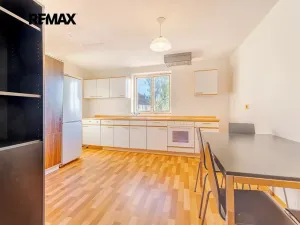 Prodej vícegeneračního domu, Velvary, 212 m2