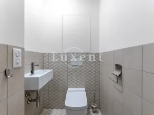 Prodej bytu 2+kk, Praha - Staré Město, Kaprova, 84 m2