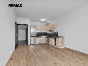 Pronájem bytu 2+kk, Plzeň, K Lutové, 55 m2