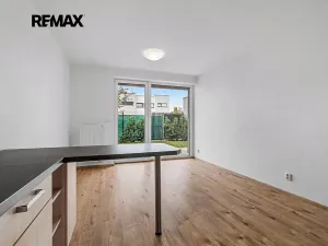 Pronájem bytu 2+kk, Plzeň, K Lutové, 55 m2