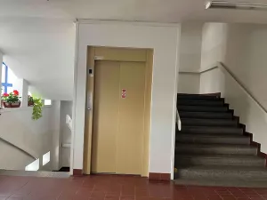 Pronájem ordinace, Neratovice, 32 m2