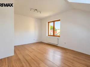 Prodej rodinného domu, Rybitví, Jiráskova, 155 m2