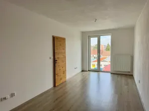 Pronájem bytu 2+1, Klatovy, Voříškova, 51 m2