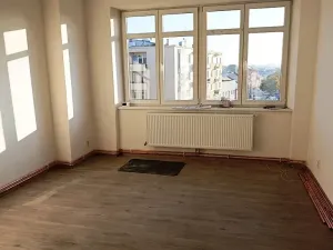 Pronájem bytu 2+1, Prostějov, Poděbradovo nám., 74 m2