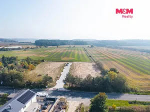 Prodej pozemku pro bydlení, Dobřenice, 813 m2