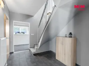 Prodej rodinného domu, Jeneč, A. Dvořáka, 102 m2