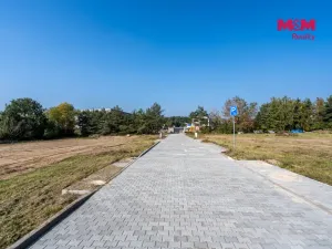 Prodej pozemku pro bydlení, Dobřenice, 823 m2