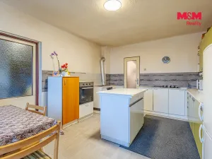 Prodej rodinného domu, Kařez, 253 m2