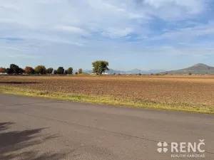 Prodej pozemku pro bydlení, Terezín, 25590 m2