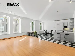 Prodej bytu 2+kk, Plzeň, Karlova, 86 m2
