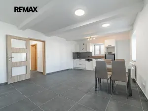 Pronájem rodinného domu, Horní Lukavice, 173 m2