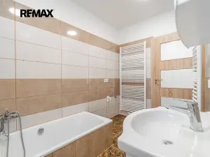 Pronájem rodinného domu, Horní Lukavice, 173 m2