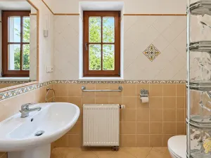 Prodej rodinného domu, Kamenice, Topasová, 254 m2