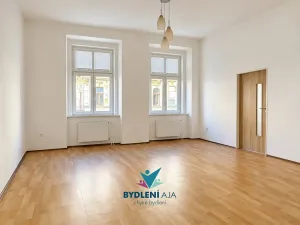 Pronájem bytu 2+1, Teplice, J. V. Sládka, 81 m2