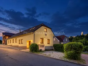 Prodej ubytování, Hluboká nad Vltavou, 174 m2