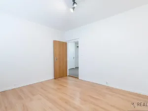 Prodej bytu 3+1, Ostrava, Čujkovova, 66 m2