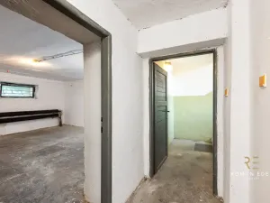 Prodej vícegeneračního domu, Praha - Liboc, Hostouňská, 278 m2