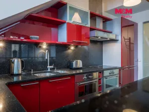 Prodej bytu 5+kk, Praha - Holešovice, Strojnická, 162 m2