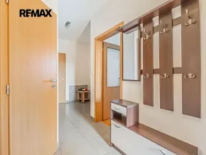 Prodej bytu 3+kk, Lysá nad Labem, Na Zemské stezce, 76 m2