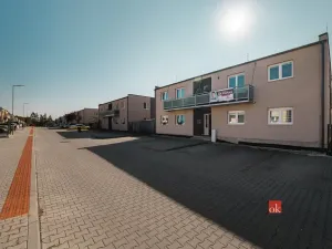 Prodej bytu 3+kk, Vochov, 70 m2