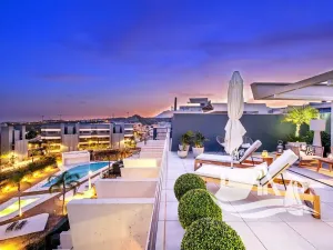 Prodej bytu 4+kk, Estepona, Španělsko, 106 m2