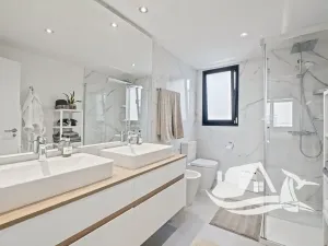 Prodej bytu 4+kk, Estepona, Španělsko, 106 m2