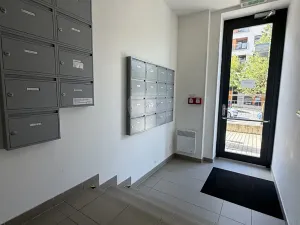 Pronájem bytu 1+kk, Praha - Uhříněves, Ke kříži, 34 m2