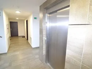 Prodej bytu 2+kk, Praha - Pitkovice, Chorošová, 55 m2