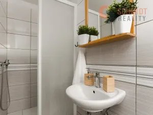 Prodej rodinného domu, Perná, 300 m2